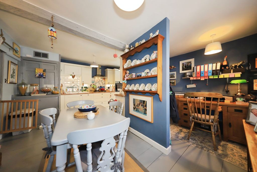 Property photo 3 of 20 Office/Dining Kitchen