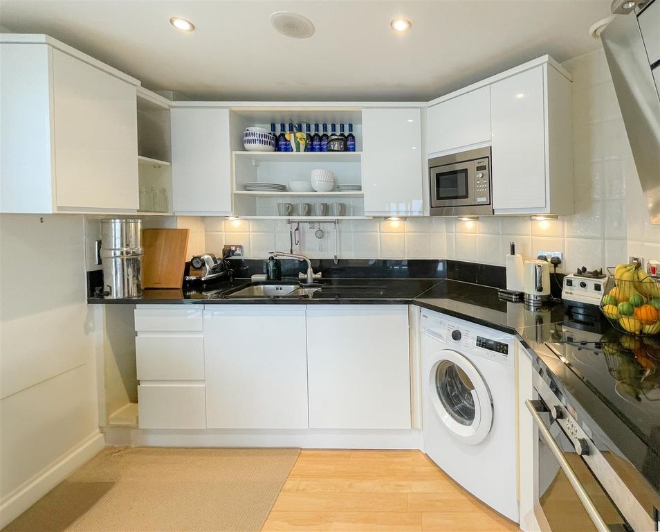 Property photo 3 of 18 16-Image00012.Jpg