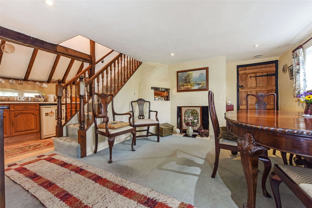 Property photo 3 of 7 Dining Room