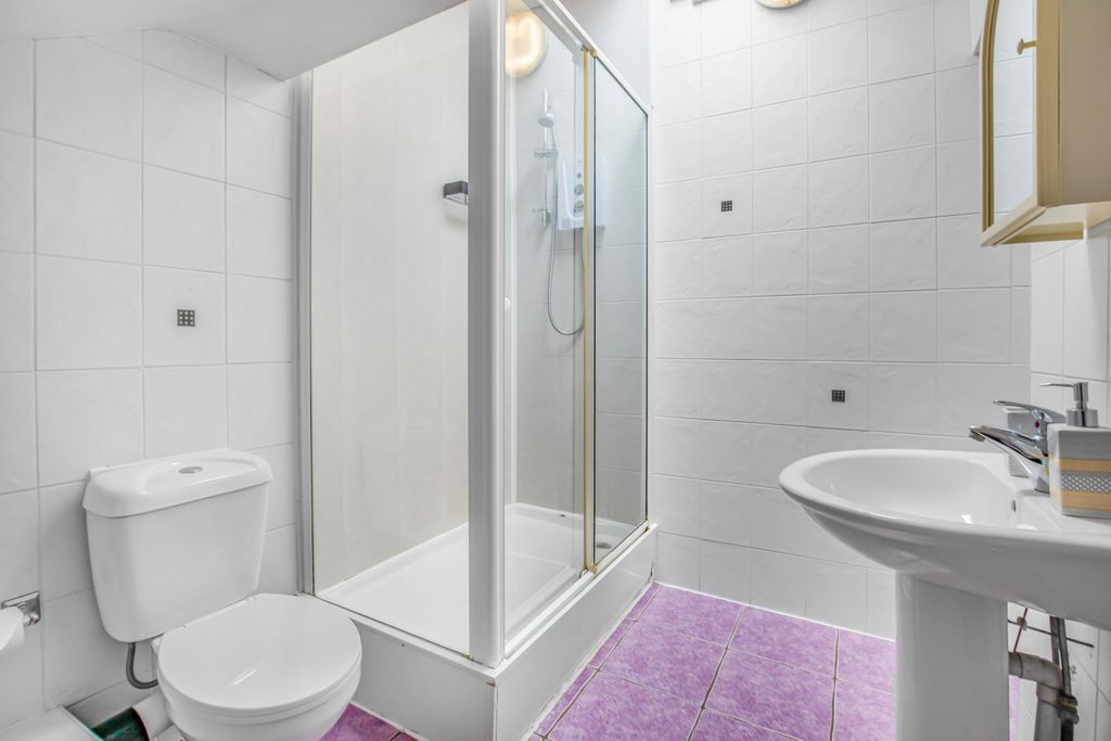 Property photo 3 of 7 Property Photo