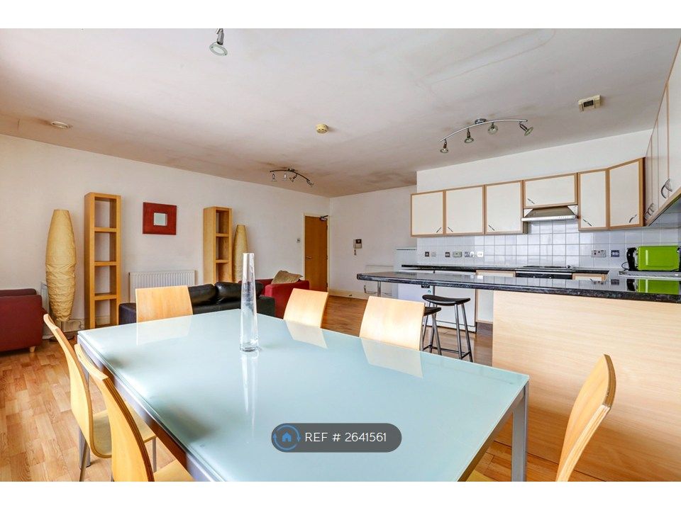 Property photo 3 of 10