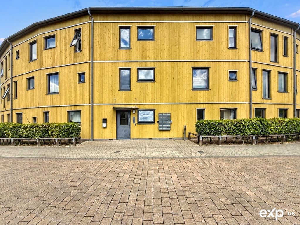 Property photo 2 of 11