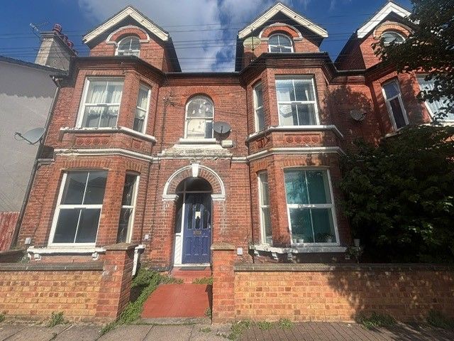 Property photo 1 of 6