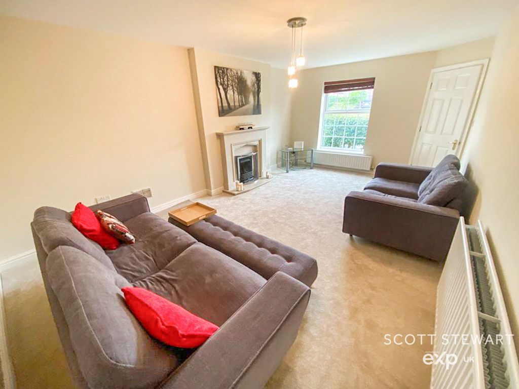 Property photo 2 of 21