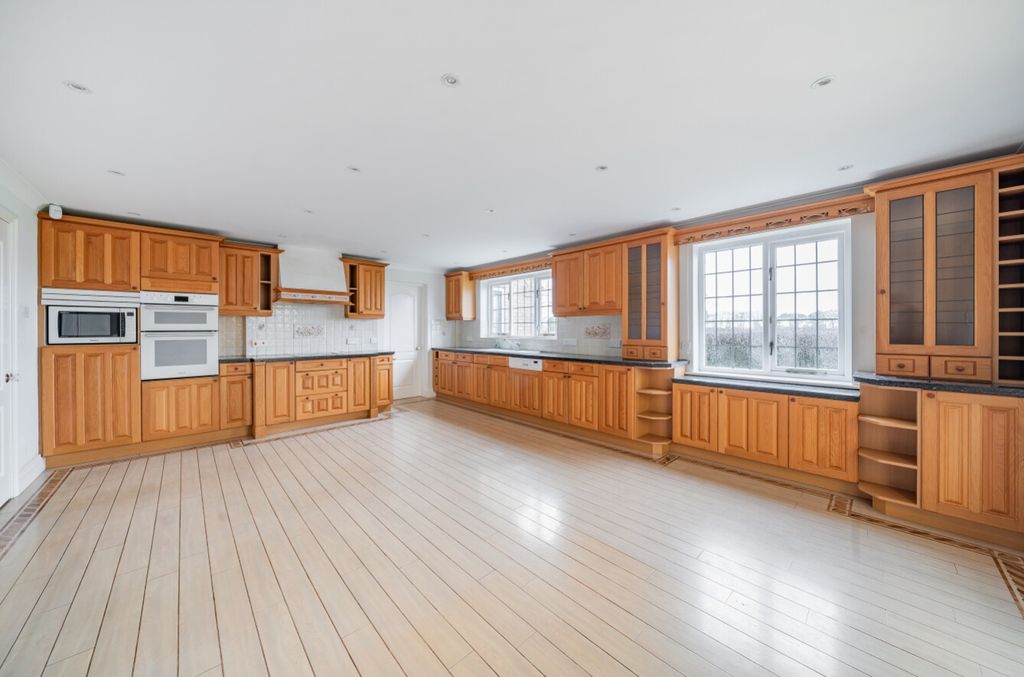 Property photo 2 of 25 1238146 (4)