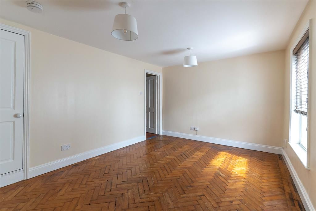 Property photo 3 of 10 Picture 3