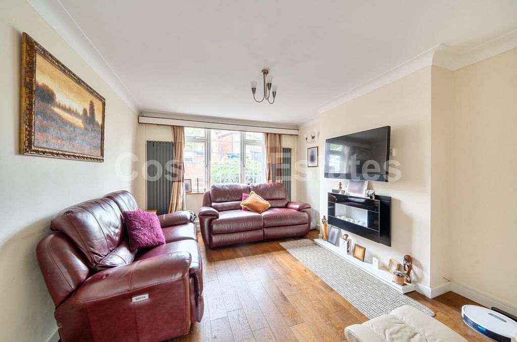 Property photo 3 of 15 6920E59c-A811-4142-96Ae-77Ecb5658Eaa.Jpg