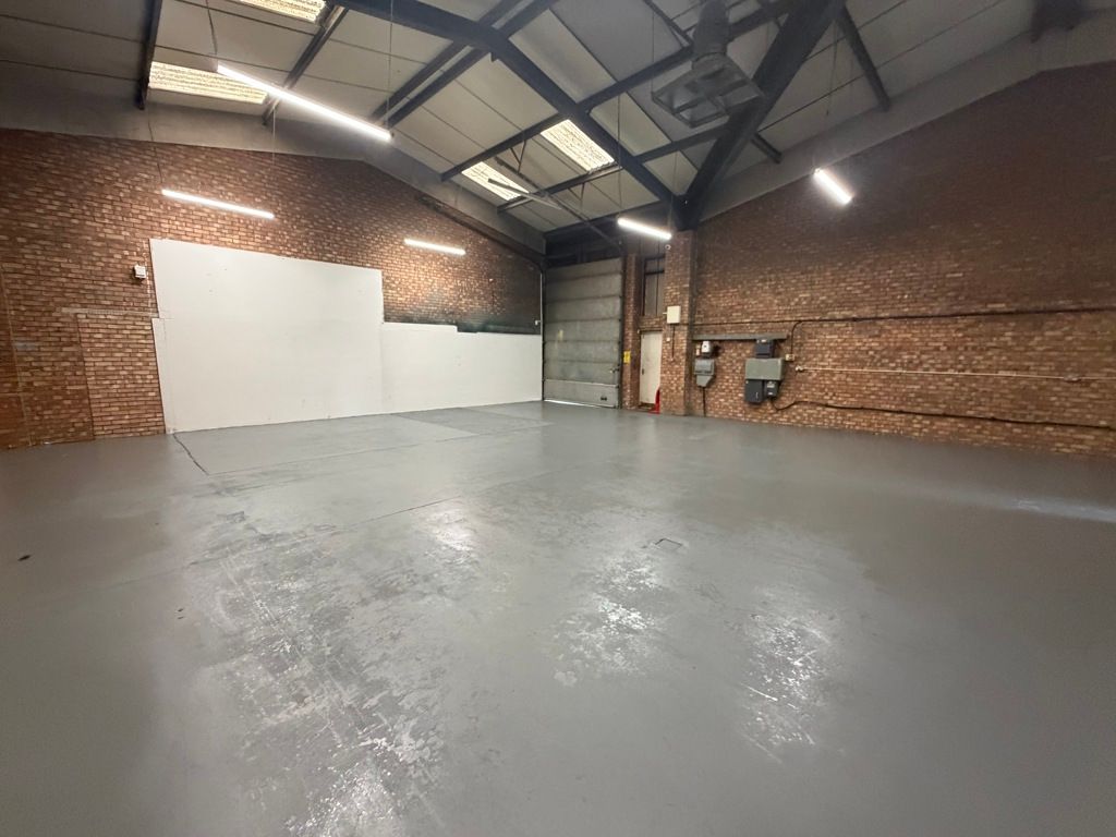 Property photo 2 of 6 Photo 4