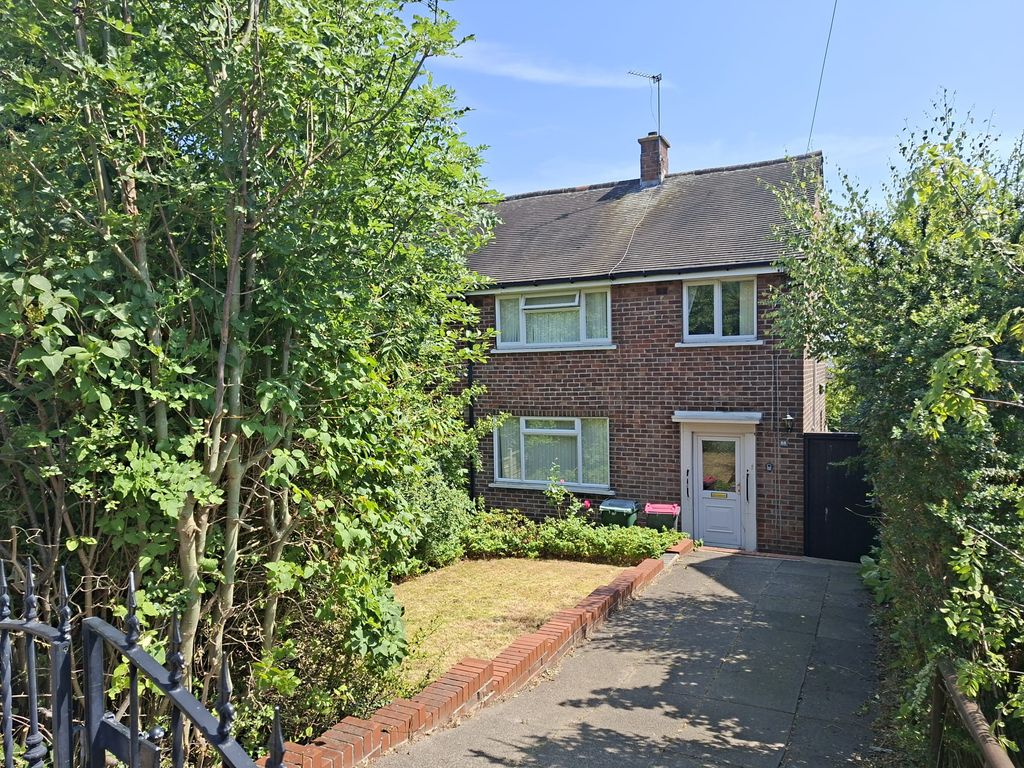 Property photo 1 of 13 Outside