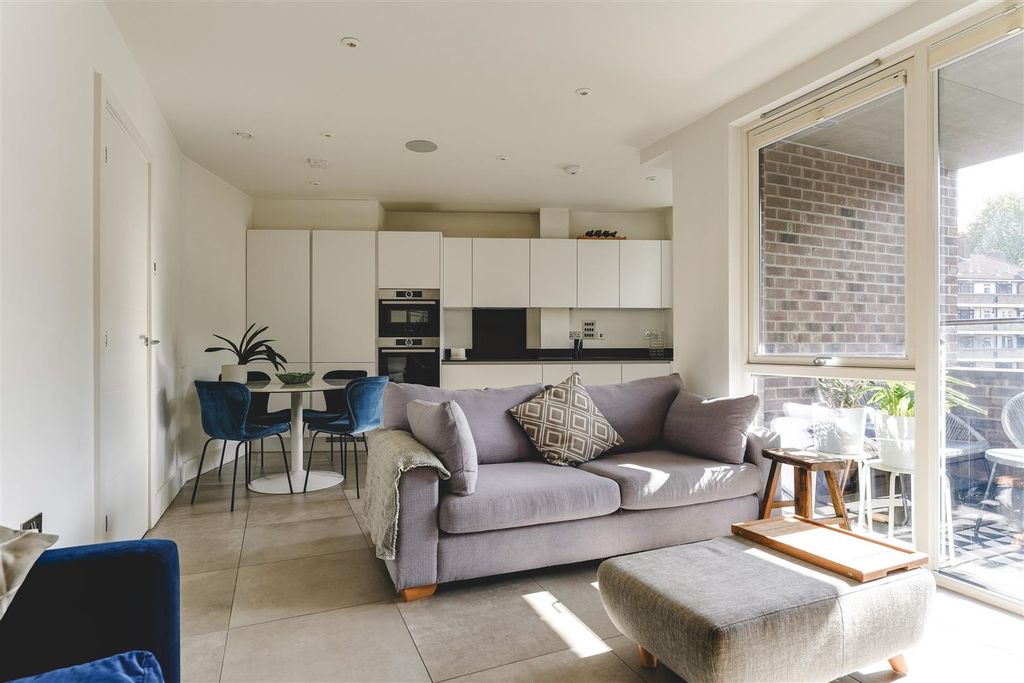 Property photo 1 of 21 Wadeson Street -9.Jpg