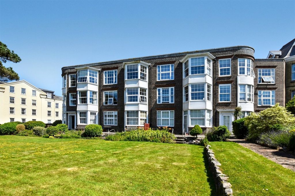 Property photo 2 of 9 2 - Outside Aspect