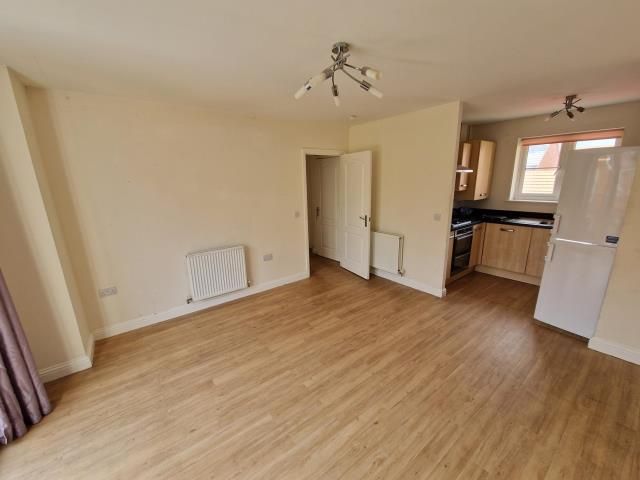 Property photo 3 of 14 Kitchen