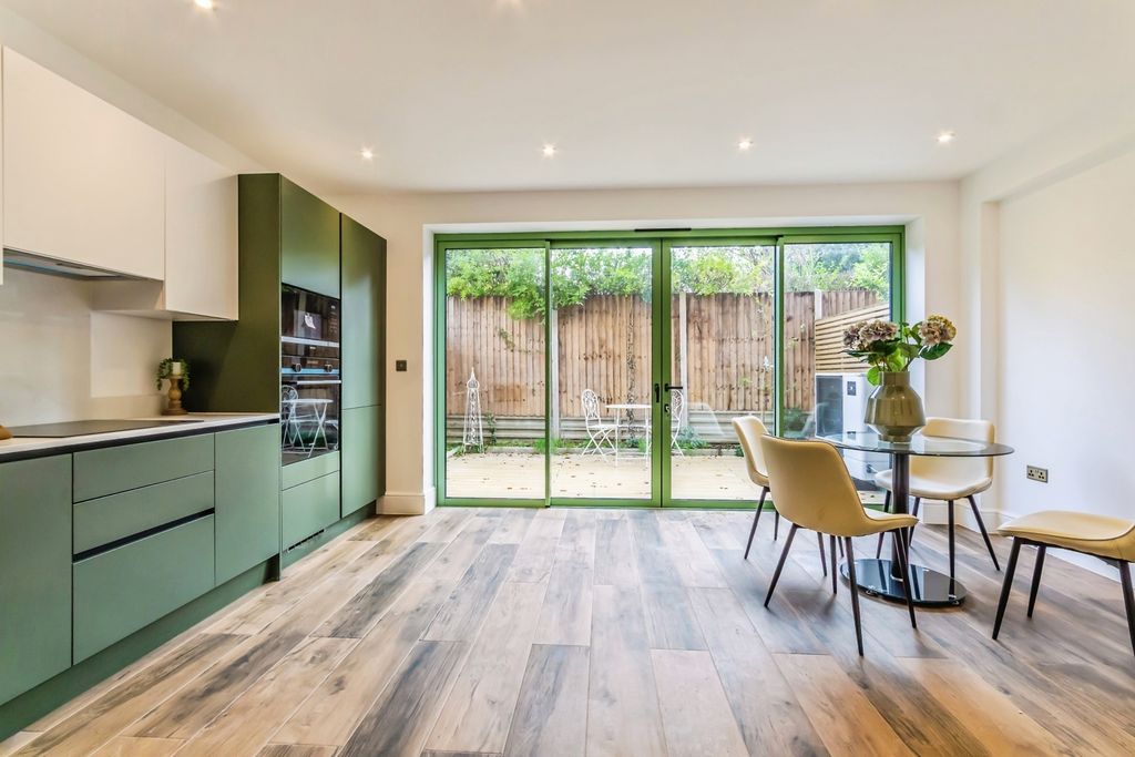 Property photo 1 of 17 Photo