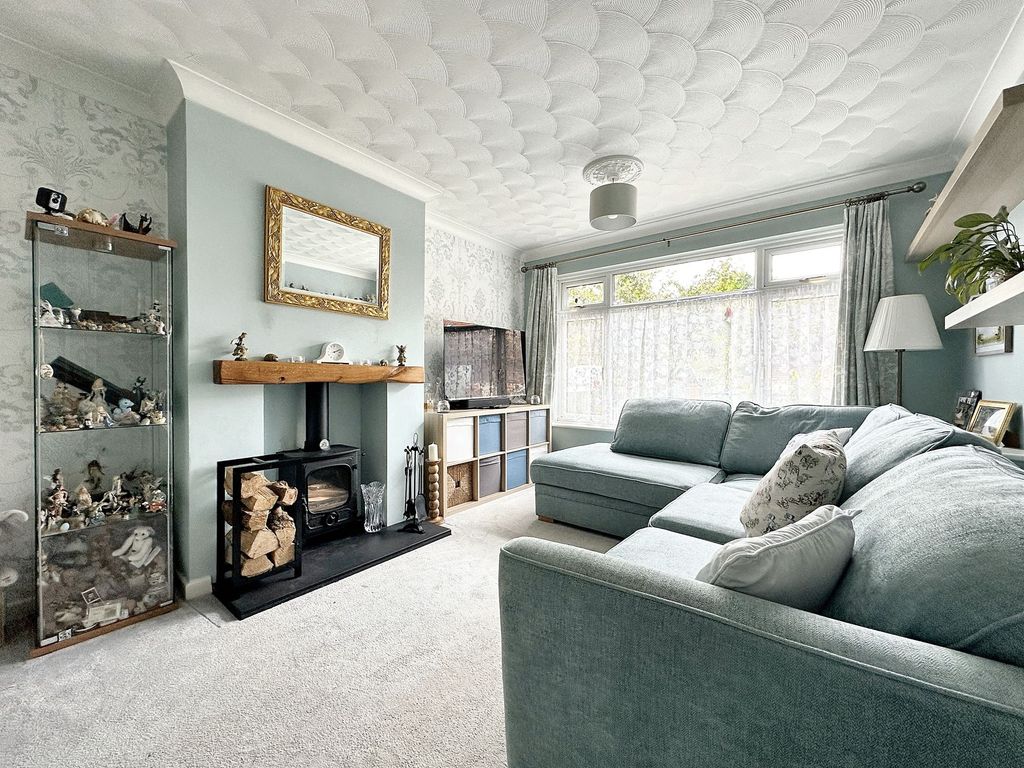 Property photo 2 of 19