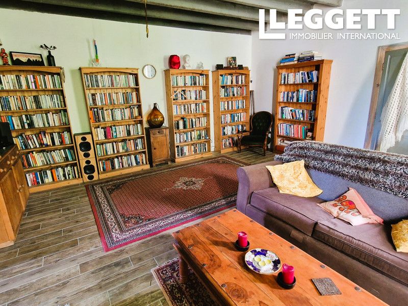 Property photo 3 of 10