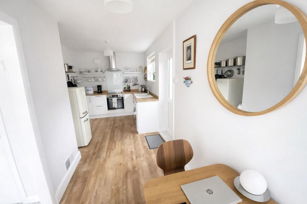 Property photo 3 of 15 Copilot_20260428_121206 (1).Png