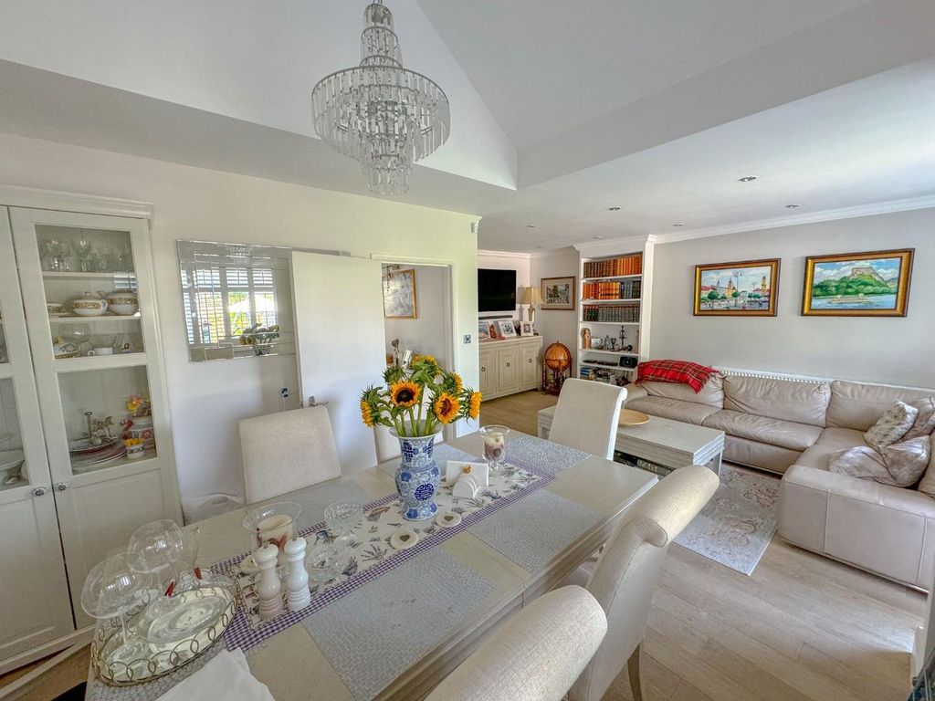 Property photo 2 of 14 Original-74911De2-313D-48Ec-Bb06-36450B572592.Jpeg