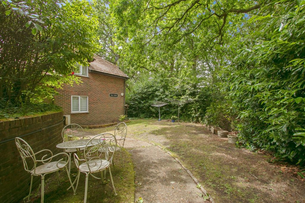 Property photo 2 of 15