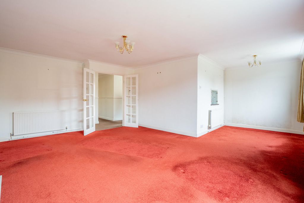 Property photo 3 of 15 Living Room