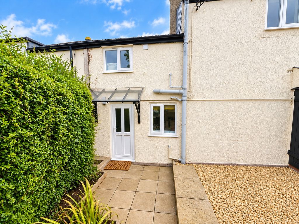 Property photo 1 of 9 Picture No. 11