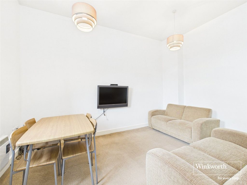 Property photo 3 of 7 Picture No. 06