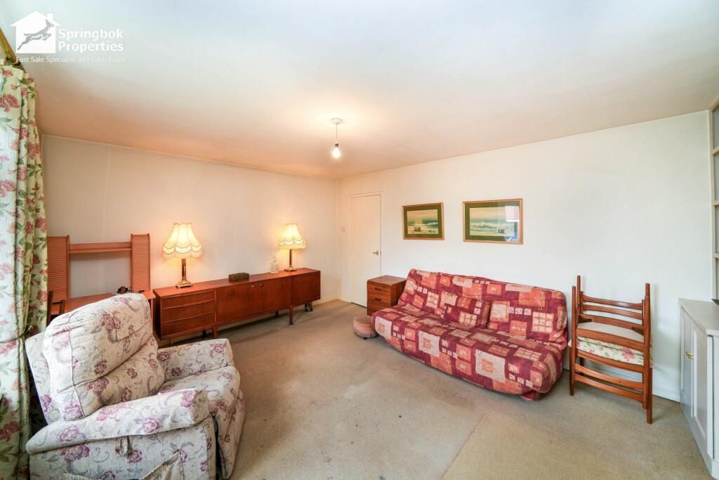 Property photo 3 of 8 Image 2