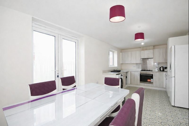 Property photo 2 of 12 Photo 2