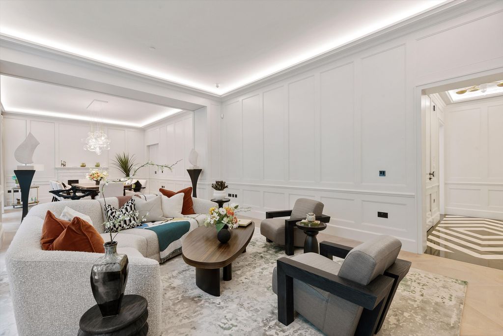 Property photo 3 of 25 Image