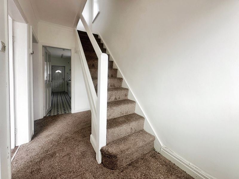 Property photo 2 of 13 Hallway