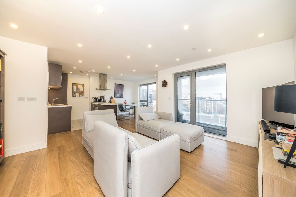 Property photo 2 of 17 Picture No. 05