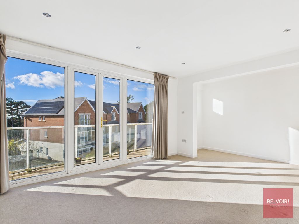 Property photo 3 of 22