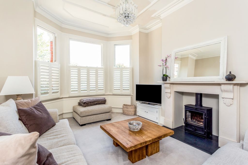 Property photo 3 of 29 Clifton Road