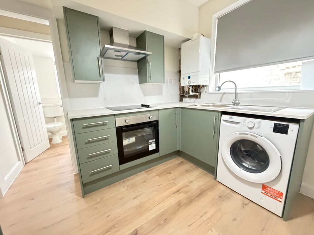 Property photo 2 of 8 Image