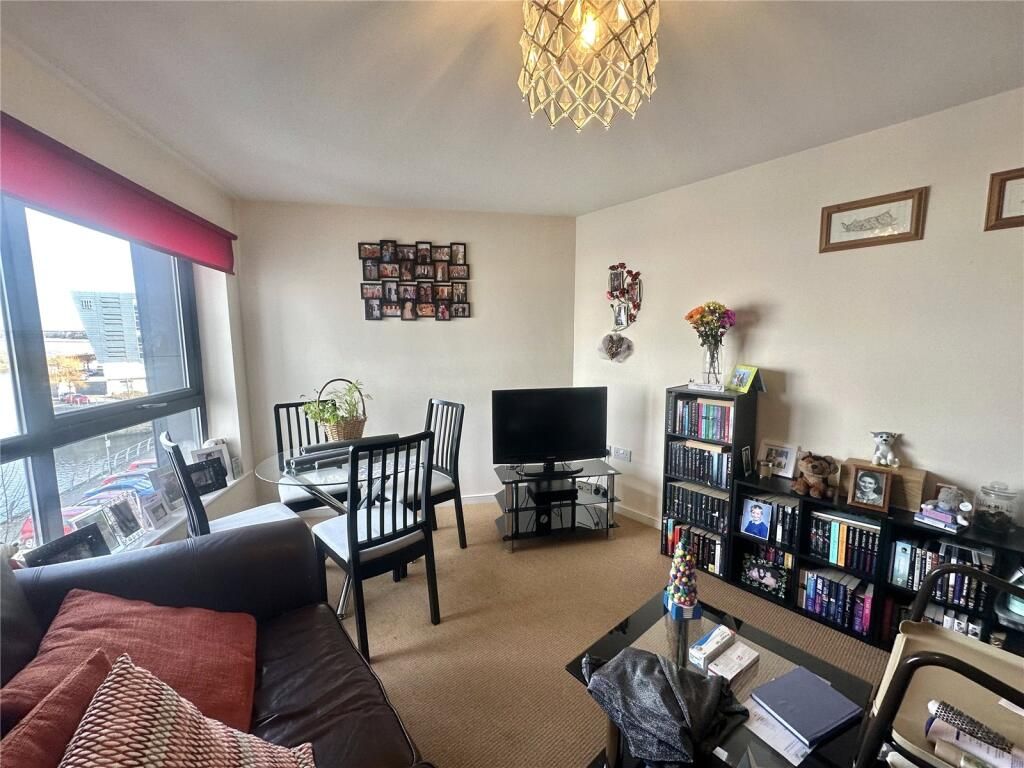 Property photo 2 of 6