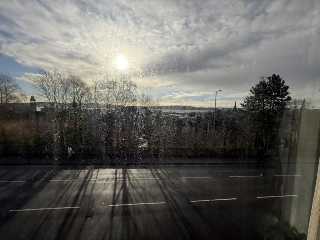 Property photo 3 of 9 Gallery