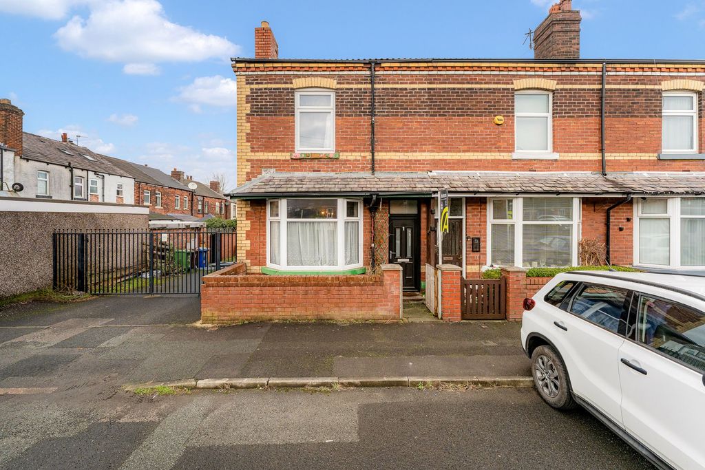 Property photo 1 of 24