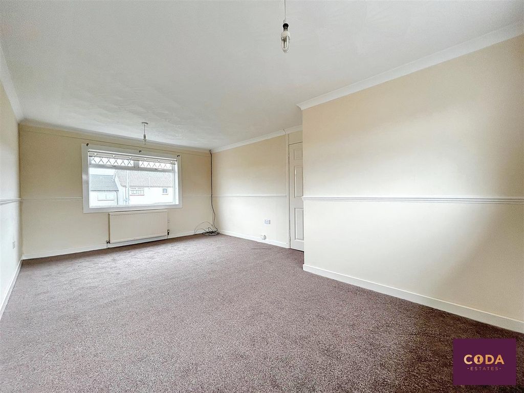 Property photo 3 of 8 Lounge New1.Jpg