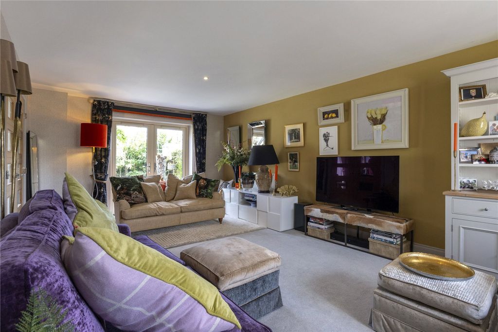 Property photo 2 of 19 Picture No. 05