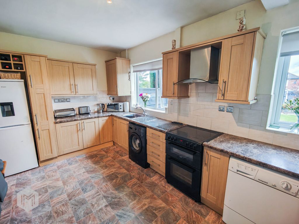 Property photo 2 of 21 Picture No. 09