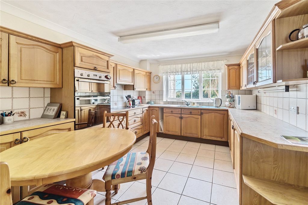 Property photo 3 of 21 Picture No. 05