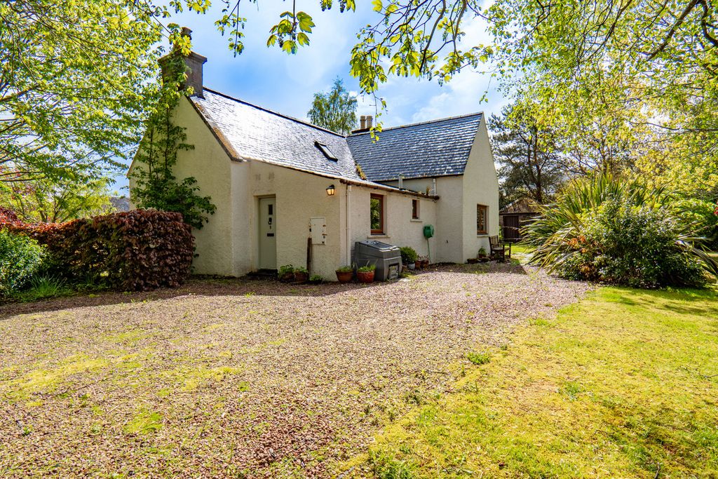 Property photo 1 of 48