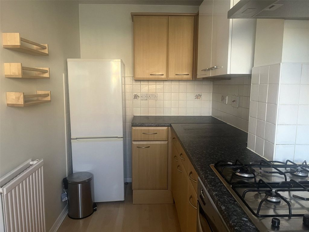 Property photo 2 of 8 Kitchen