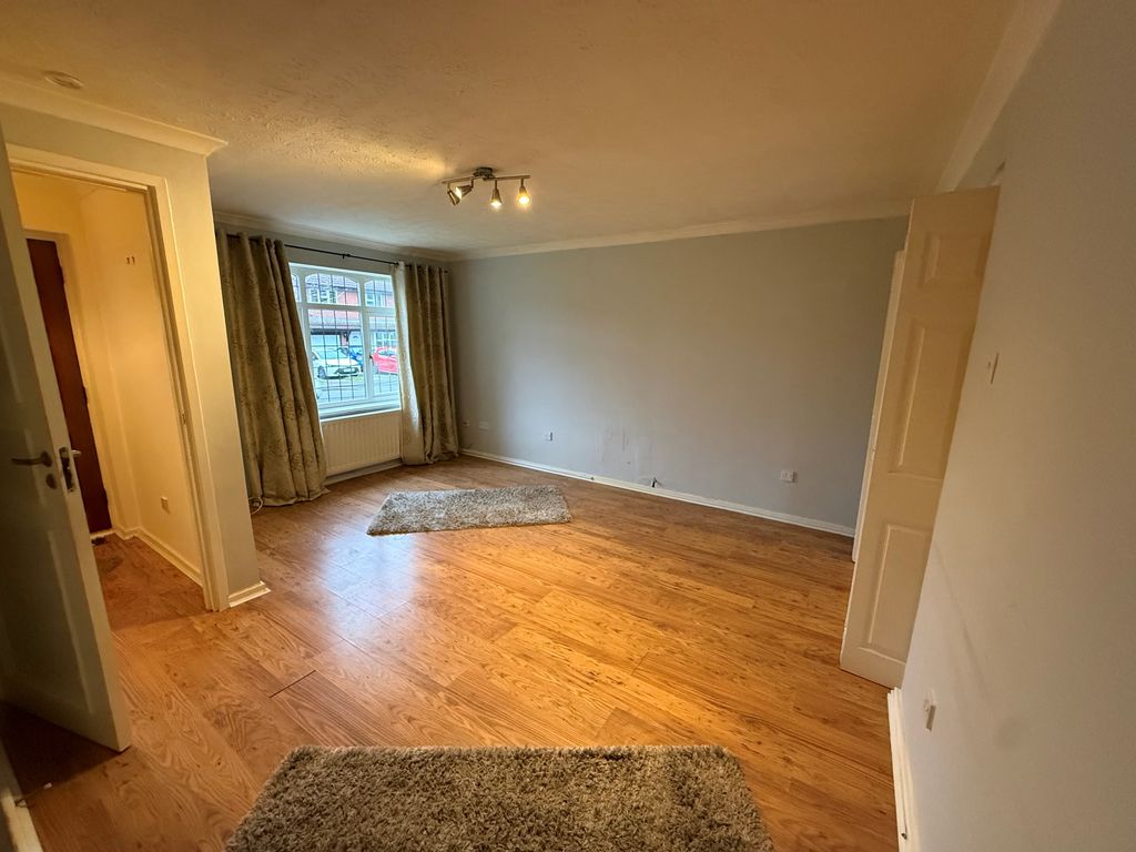 Property photo 2 of 9 Living Room