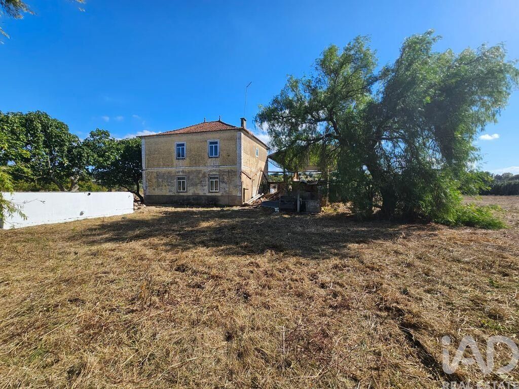 Property photo 2 of 40
