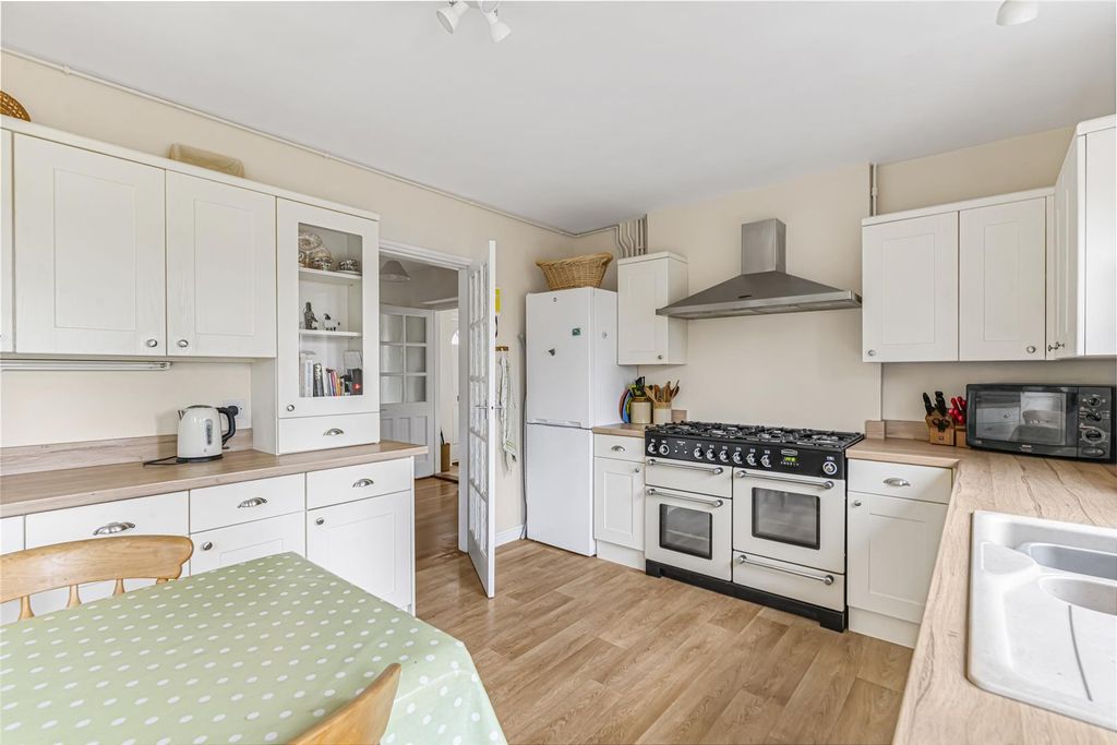 Property photo 2 of 22 Kitchen Diner