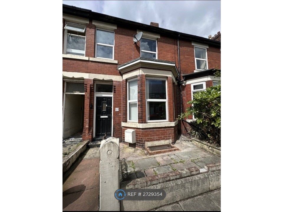 Property photo 2 of 9