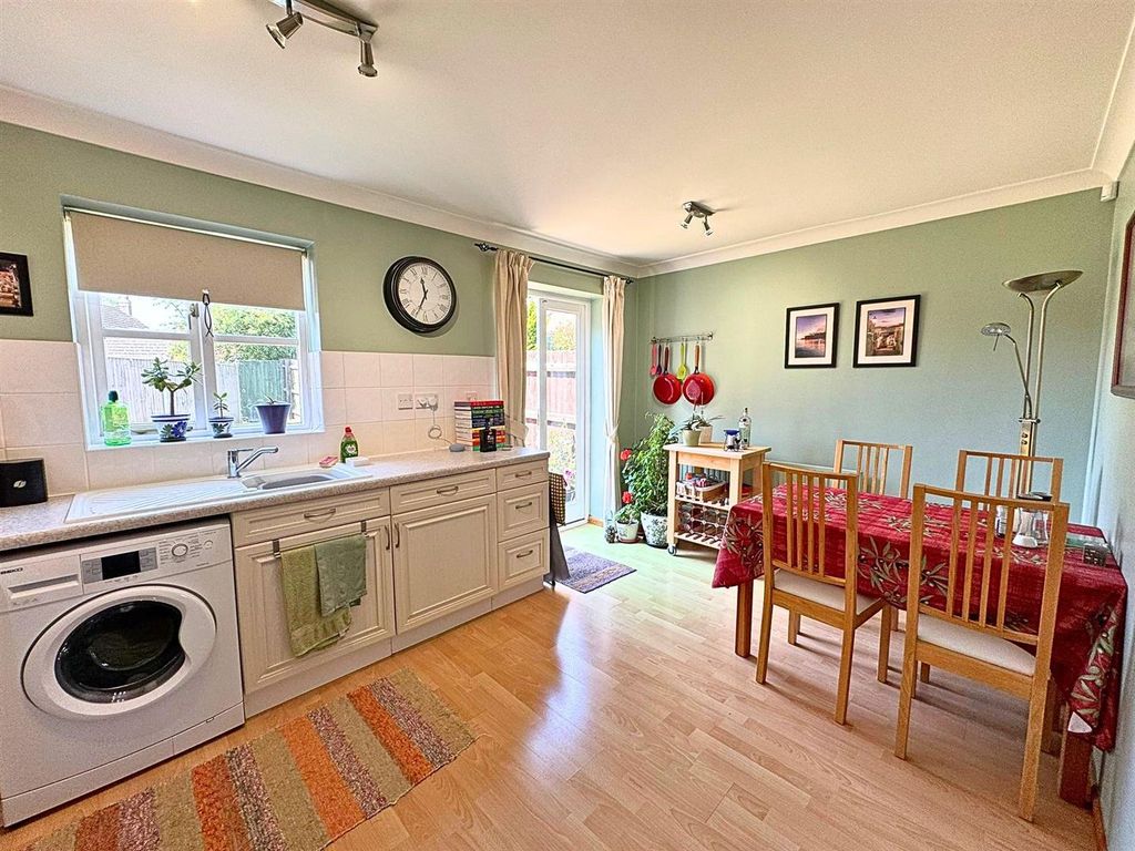 Property photo 2 of 13 Kitchen/Dining Room