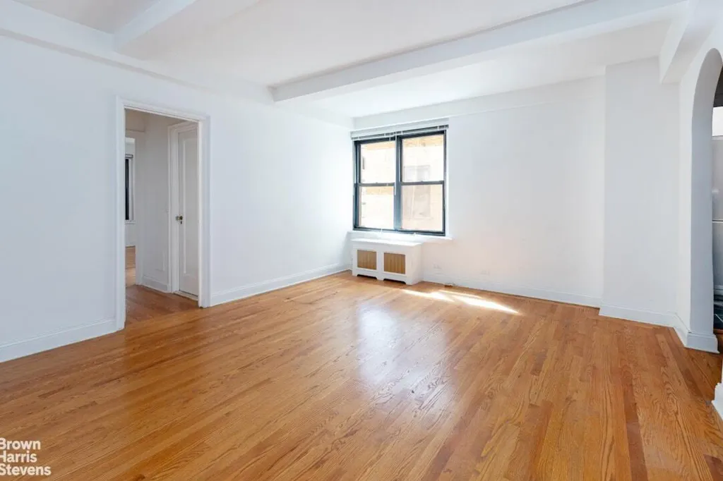 Property photo 2 of 12 <Alttext/>
