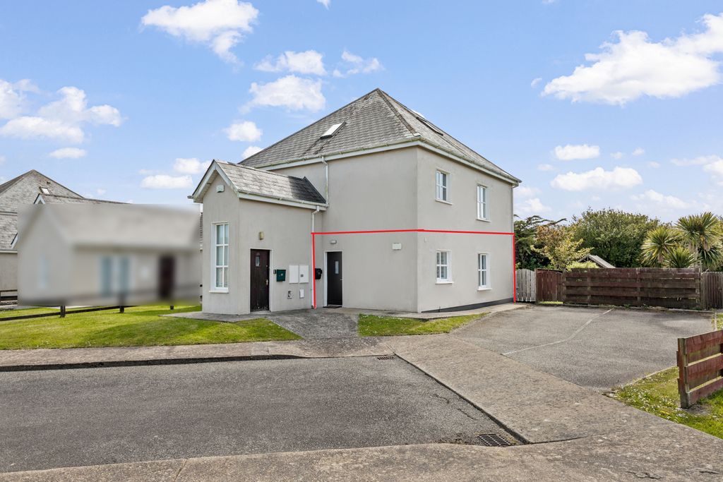 Property photo 1 of 27
