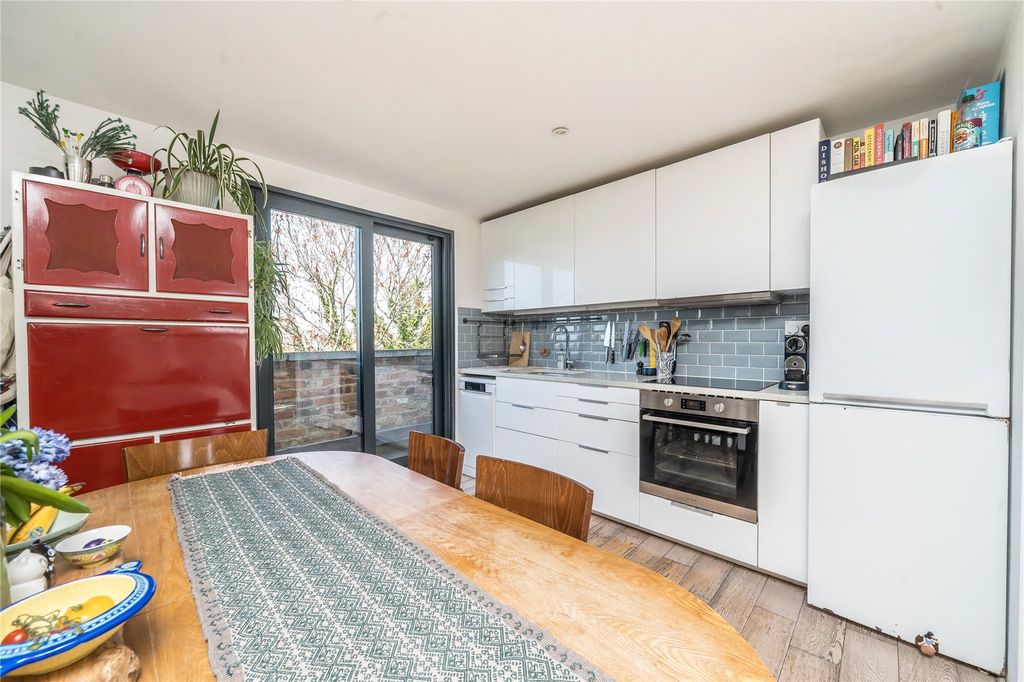Property photo 2 of 13 Kitchen/Diner